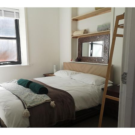 Newton Road Apartment Роял Тънбридж Уелс Екстериор снимка